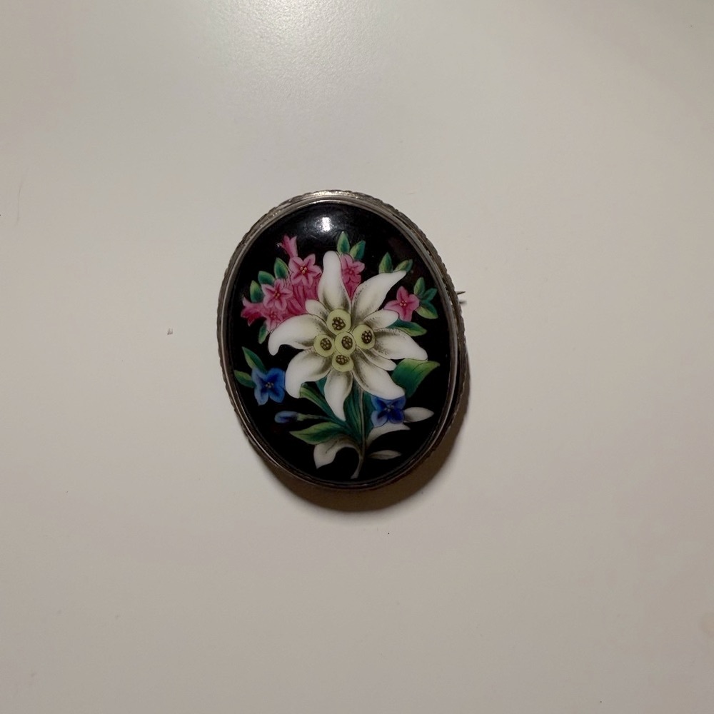 Vintage Brooch